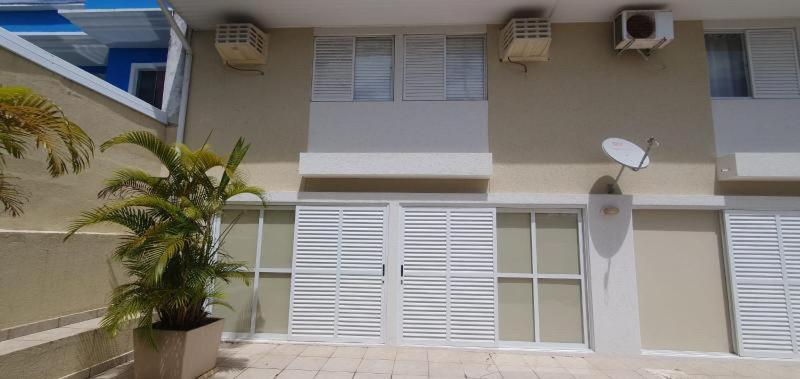 Sobrado 4 Brejatuba 3 Quartos Сasa de vacaciones Guaratuba